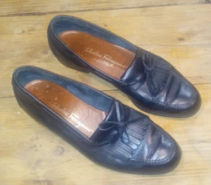 Salvatore Ferragamo Men's 9 D Fringe Black Leather Studio Loafers Dress Shoes - Picture 1 of 7
