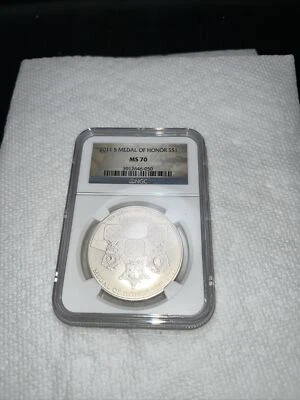 2011 S Medal of Honor $1 MS70 NGC Certified - Image 1 of 4