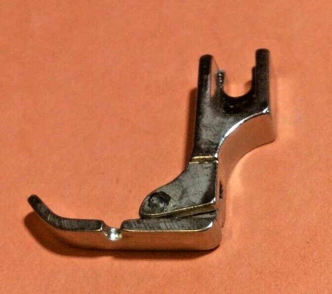 Prensatelas de cable de vástago alto pie con bisagras derechas aguja única se adapta a máquinas de coser Foto 1 de 4