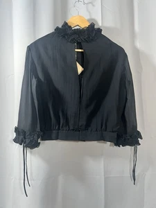 Blusa negra vintage Creazioni Bayron Milano puños y cuello con volantes. - Imagen 1 de 7