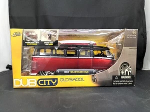 Jada Toys 1/24 1962 Volkswagen Bus Minicar - Picture 1 of 12