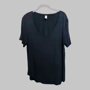 Old Navy Luxe Line T Shirt Women's Black V Neck Ultra Soft Minimalist Relaxed LG - Picture 1 of 9