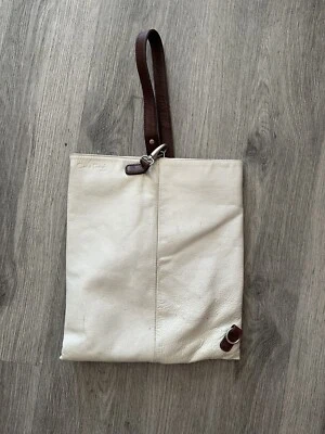 cleo and patek - Image 1 of 3