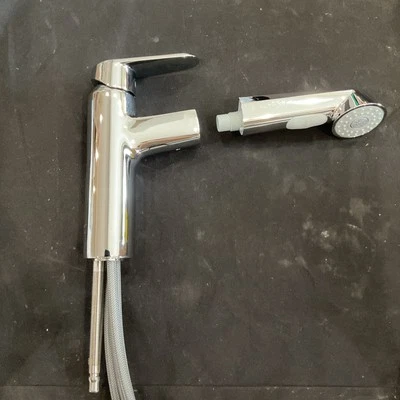 Grifo de cocina Grohe Eurodisc Cosmopolitan extraíble en cromo pulido 33330002  Foto 1 de 4