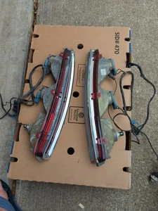 94-99 Cadillac Deville Set of Right & Left Taillight Brake Light Tail Lamp OEM - Picture 1 of 5