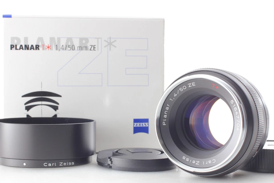 [Unused] Carl ZEISS Planar 50mm f/1.4 ZE for canon EF From JAPAN - Image 1 of 4