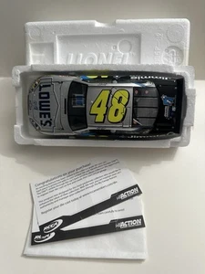 Jimmie Johnson Action 2011 #48 Jimmie Johnson Foundation Lowe's 1:24 Diecast Car - Picture 1 of 8