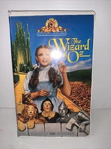 The Wizard of Oz (VHS, 1996, Clamshell) - Picture 1 of 2