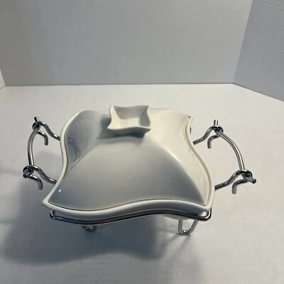 Godinger 1 Qt Covered Porcelain Square Baker With Warmer Stand Tea light Chafing - Image 1 of 4