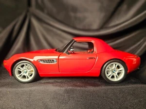 RARE Kyosho BMW Z8 Red 1:18 Scale Inv. #3551 - Picture 1 of 6