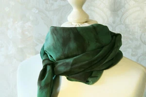 Pañuelo de seda sinfonía verde paño grande de seda hecho a mano regalo mujer - Imagen 1 de 7