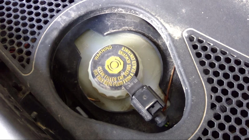 Cilindro maestro de freno usado se adapta a: Audi A4 2015 grado A Foto 1 de 4