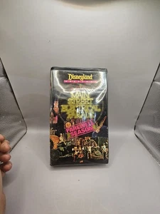 Disneyland Presents: Main Street Electrical Parade, Farewell Season 1996 (VHS) - Foto 1 di 4