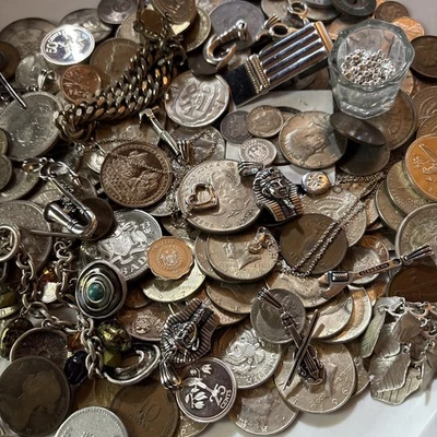 1 Oz Silver Treasure Chest Lot Silver .999 .800 90% 40% Coins Total Mixed Coins - Image 1 of 2