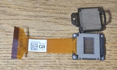 NEC NP-P547UL Laser Projector LCD Prism Panel LCX202 LCX202A (GR Panel) - Image 1 of 2