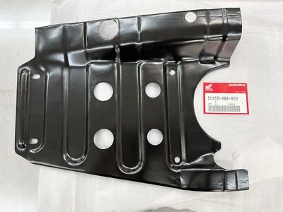 Nuevo de Lote Antiguo Honda 1984-86 ATC 200s 185s Placa de deslizamiento # 50355-vm4-000 Bin O Foto 1 de 3