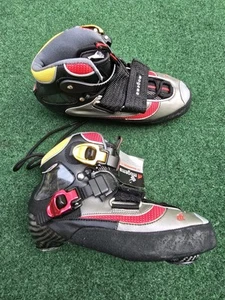 Mogema Trainer Crossschuhe für Speed Skate US Boy Größe 4 NEU mit Etikett ANSEHEN - Bild 1 von 15