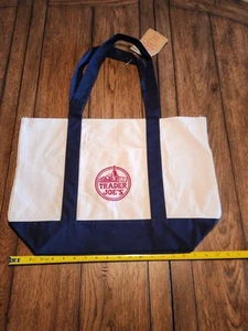 Trader Joes Reusable Large Canvas Tote Bag Blue! 2025 NWT RARE! Grocery Shopping - Afbeelding 1 van 9