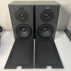 JAMO CORNET 40 IV BOOKSHELF 2-WAY SPEAKERS WOODGRAIN MADE IN DENMARK - Picture 1 of 8