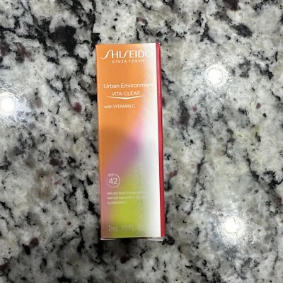 Shiseido Urban Environment Age Defender sin aceite FPS 42 0,23 OZ/7 ML FRESCO NUEVO EN CAJA Foto 1 de 4