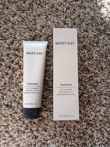 Mary Kay TimeWise NEU 4 in 1 Reinigungskombination für fettig (4,5 oz) Neu im Karton  - Bild 1 von 2