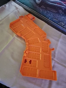 Hot Wheels City Ultimate Garage Robo Dinosaurier T-Rex Ersatzteil Parkplatz - Bild 1 von 10