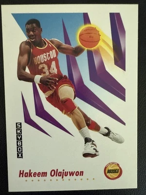 1991-92 Skybox - Hakeem Olajuwon #105 Houston Rockets HOF Legend Mint - Image 1 of 4