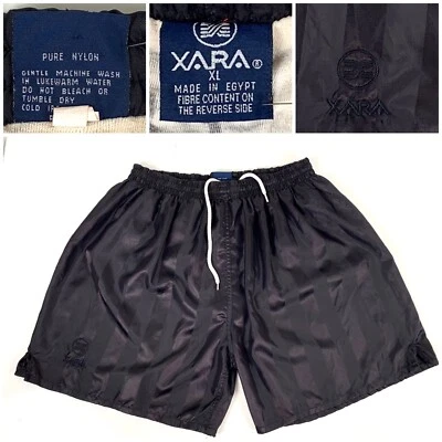 Pantalones Cortos de Fútbol Xara Vintage Años 90 Nylon Brillo Negro Sedoso Brillante Talla XL EN MUY BUENA CONDICIÓN Foto 1 de 4