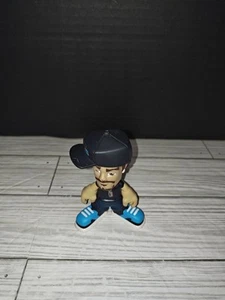 TECH DECK PROS Skating Paul Rodriguez Finger Skateboard Action Figure Toy 2010 - Picture 1 of 7