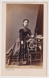 CDV Ken à Paris - Une Dame de haut-rang - Vintage albumen print c.1865 - Picture 1 of 2