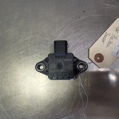 KTM 1290 Superduke R 2016 banco sensor de posición de ángulo/vuelco sobre pendiente Foto 1 de 4