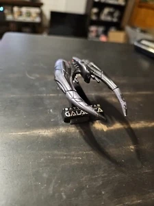 Micromáquina de combate fundido a presión Battlestar Galactica Cylon Raider Titanium SUELTA - Imagen 1 de 3