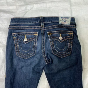 Pantalones de mezclilla True Religion corte bota para mujer talla 29 elásticos hechos en EE. UU. - Imagen 1 de 10