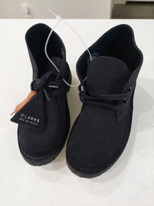 NEU Clarks Originals Damengröße 6 schwarz Wildleder Wüstenstiefel Schuhe neu ohne Etikett - Bild 1 von 11
