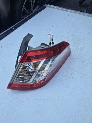 Luz trasera derecha lado conductor Peugeot 508 Estate 2013 9686779680  Foto 1 de 4