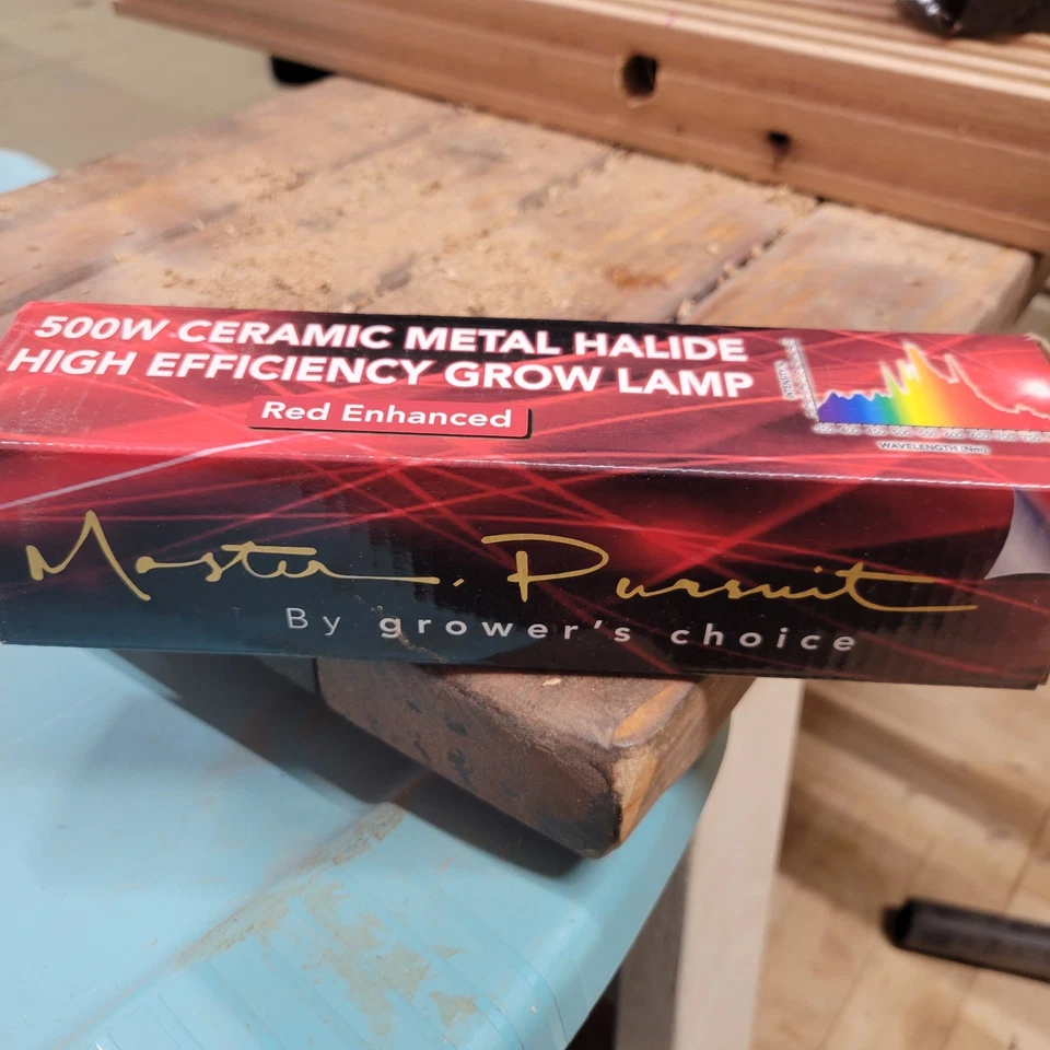 Master Persecución 500 vatios cerámica bombilla de halogenuros metálicos Foto 1 de 1