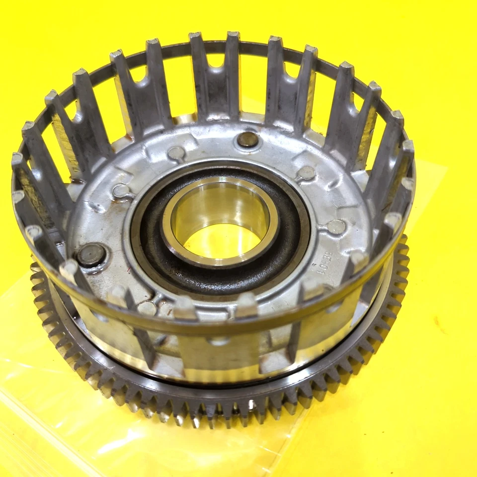 99-05 雅马哈 YZF R6 原始设备制造商 CLUTCH 篮球 - 无 RATTLE — 第 1/4 张图片