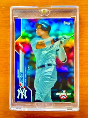 Aaron Judge RARE BLUE FOIL REFRACTOR INVESTMENT CARD SSP TOPPS YANKEES MINT - Image 1 of 4