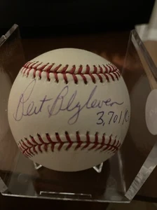 BERT BLYLEVEN SIGNED OML BASEBALL!  Twins/ Pirates HOF! "3701 K's" - Picture 1 of 3
