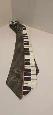 Corbata de cuello Florence para hombre patrón de piano Foto 1 de 4