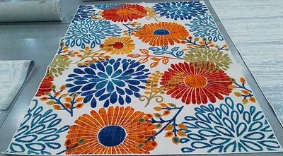 CREME / RED 6'-0" x 9'-0" Damaged Binding Rug Reduced Price 1172777670 CBN832A-6 - Image 1 of 4