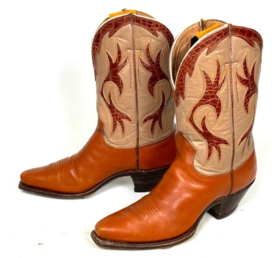 Botas de Vaquero Nocona Años 50 - Mujer Talla 6.0B Tela Tiradores Marrón Gator Incrustaciones De Colección Años 50 Foto 1 de 4
