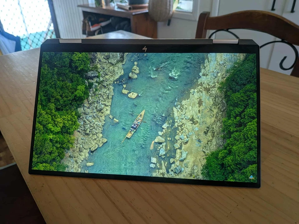 HP Spectre x360 Intel i5-10 8GB RAM 512GB SSD Win 11 Pro FHD Touch - Image 1 of 4