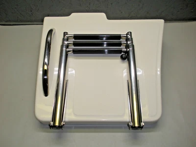 Bulls Bay Boats Port Side Swim/ Dive Platform With Ladder - Image 1 of 4