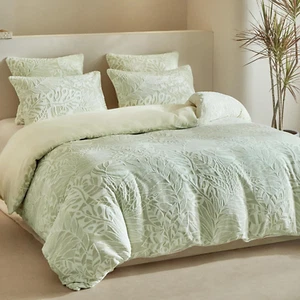 Velvet Duvet Cover Queen Size - 3Pcs Green Duvet Cover Queen Set, Ultra Soft War - Picture 1 of 9