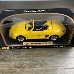 Mustang Mach III giallo convertibile 1:18 Maisto edizione speciale pressofuso con scatola - Foto 1 di 8