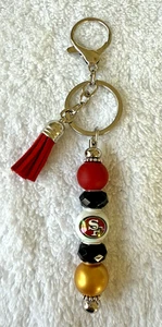 San Francisco 49ers Beaded Keychain-Handmade NFL Fan Gifts - Picture 1 of 3