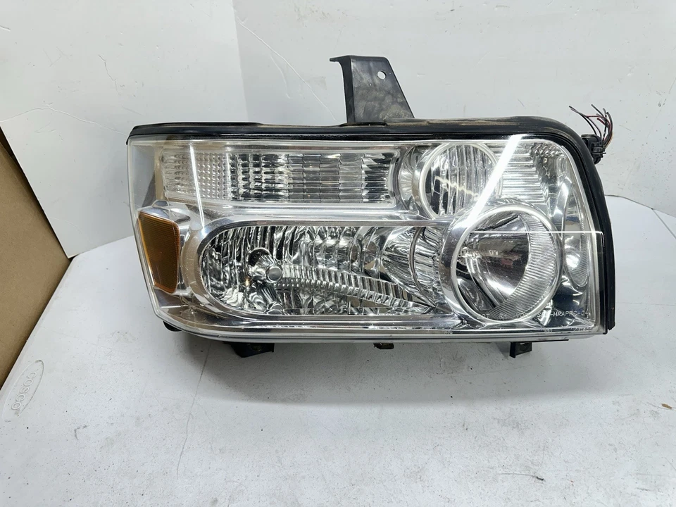 2004-2010 INFINITI QX56 RIGHT PASSENGER SIDE XENON HID HEADLIGHT ASSEMBLY OEM - Image 1 of 4