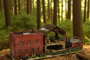 Diorama H0/1:87 Vollmer Top Gebäude Sägewerk Innenbeleuchtung begrünt#patiniert - Bild 1 von 11