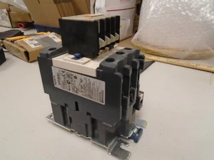 Schneider Commercial Contactor with Contact Block "USED" - Picture 1 of 2
